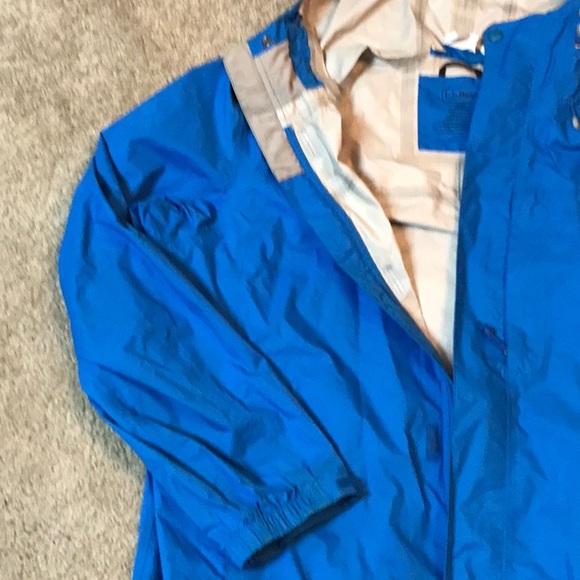 Preowned L.L. Bean Women’s nylon windbreaker rain coat - XXL - Picture 6 of 8